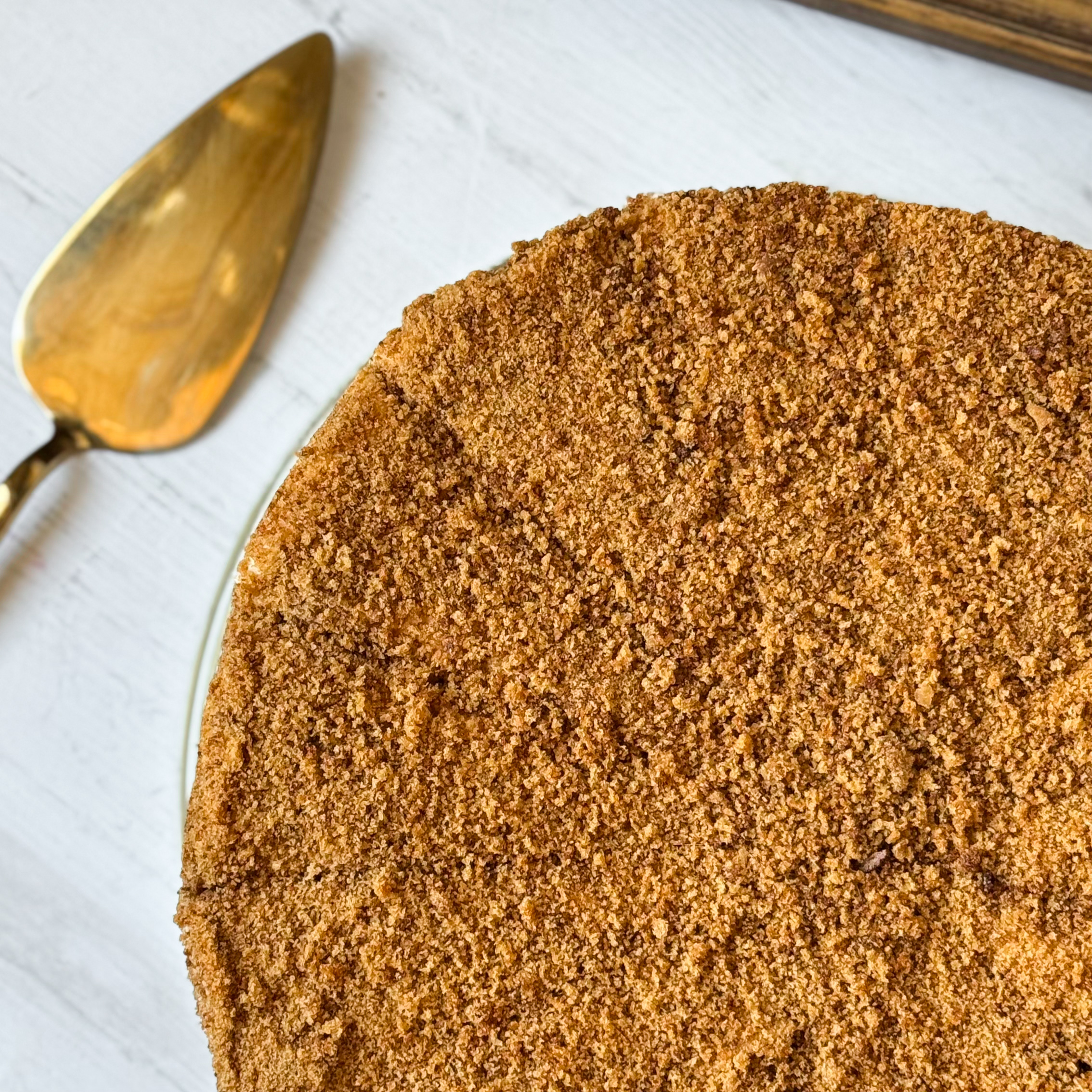 Класический медовик с традиционным вкусом. изображение 4