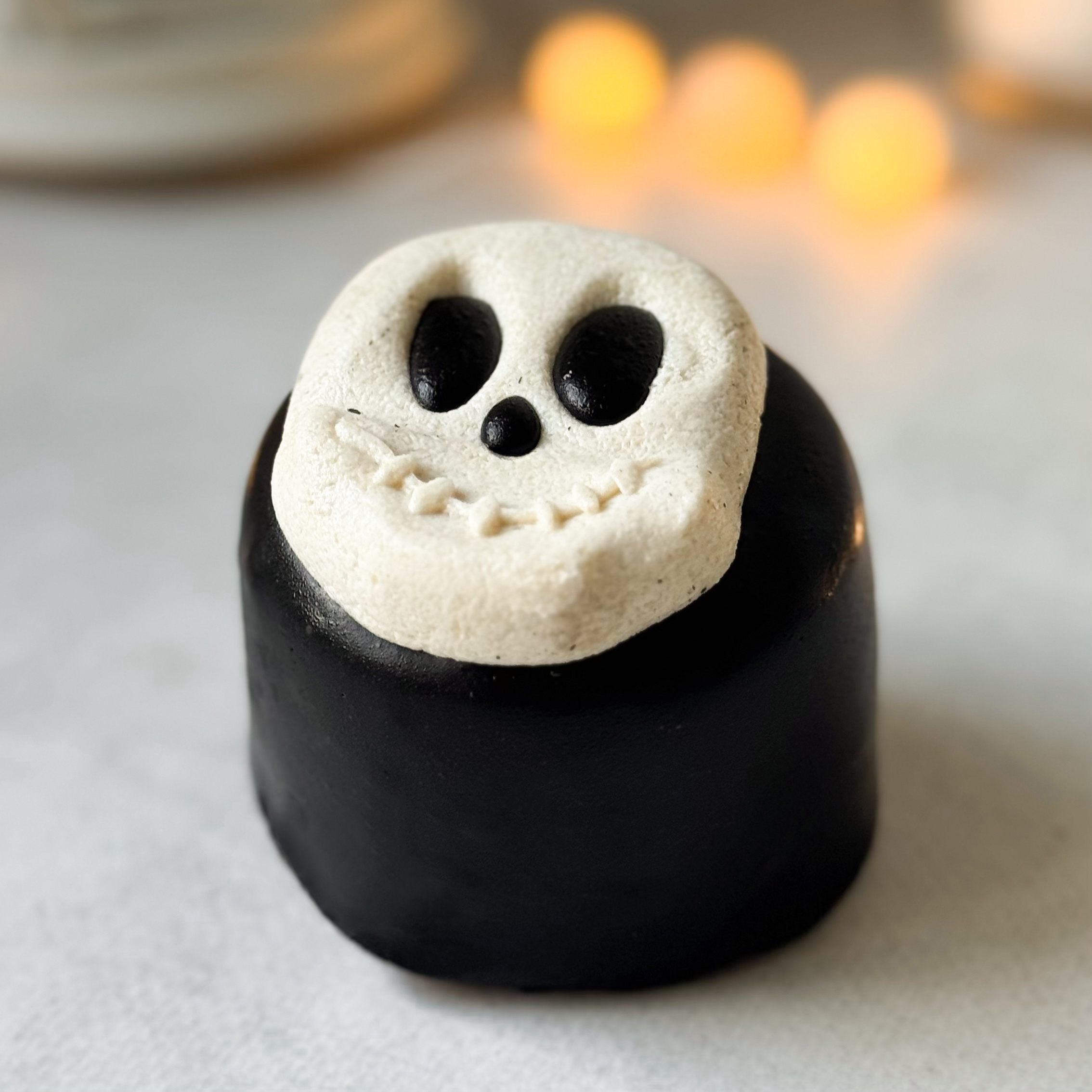 Пирожное муссовое «Шоколадная бомба» (Хэллоуин) изображение 1