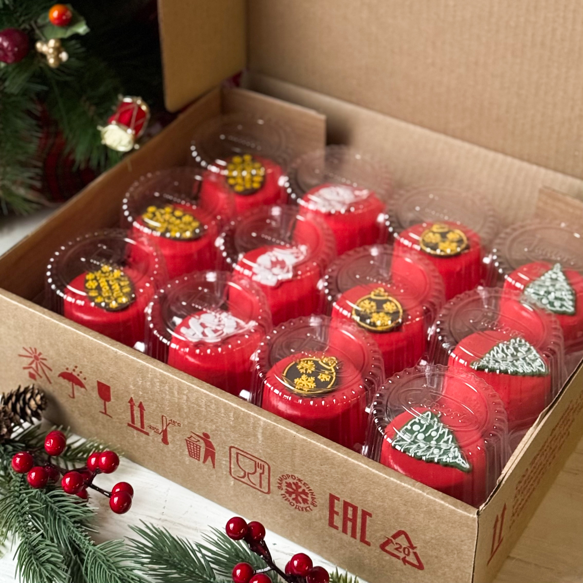 Пирожное муссовое «Шоколадная бомба» (НГ декор) изображение 2