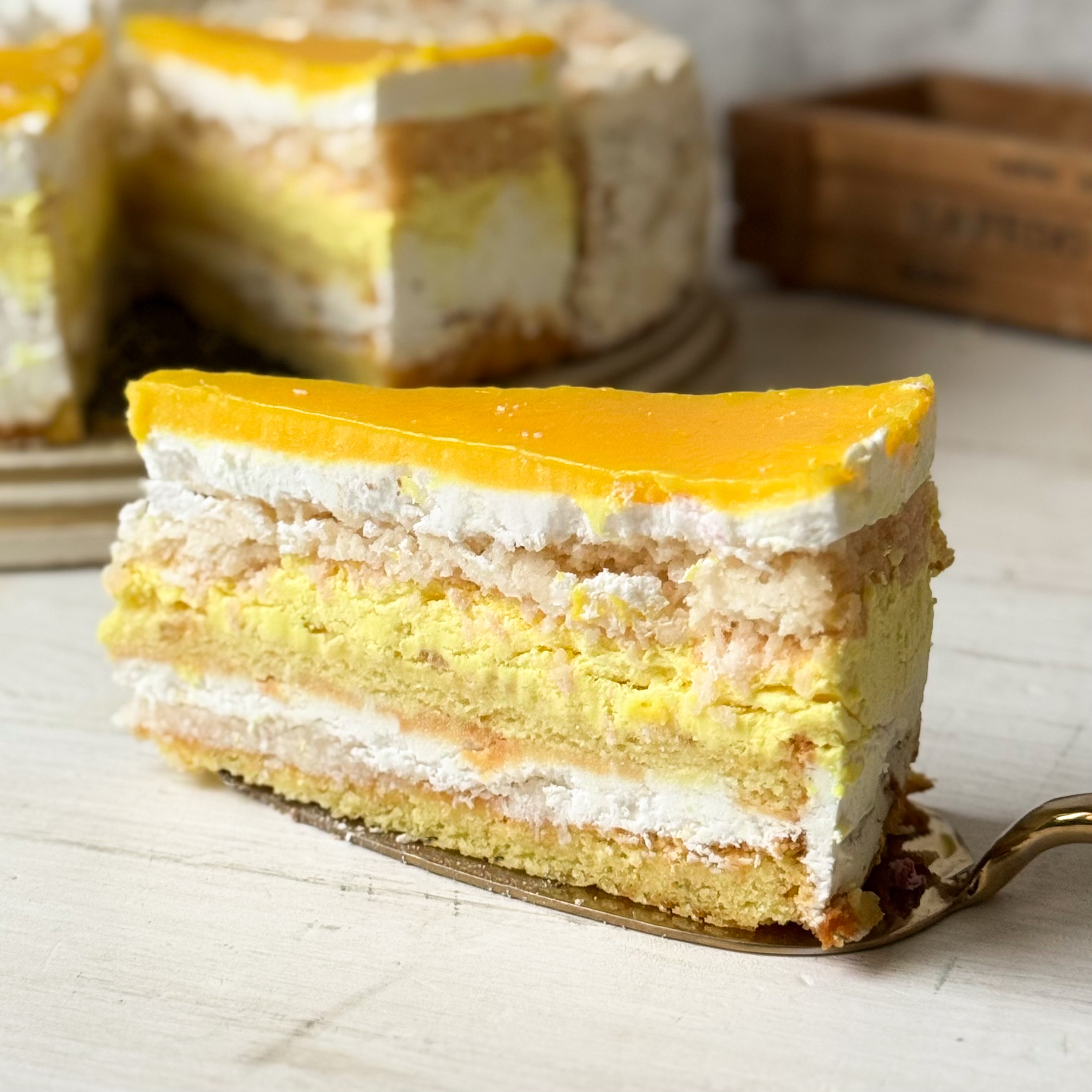 Ассорти из 4 видов тортов 14 порций изображение 8