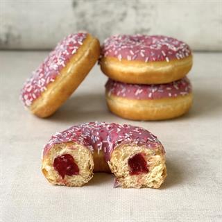 Донат глазированный Ягодный микс с ягодной начинкой