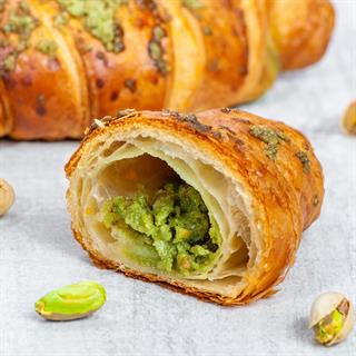 Круассан для выпекания с фисташковой начинкой
