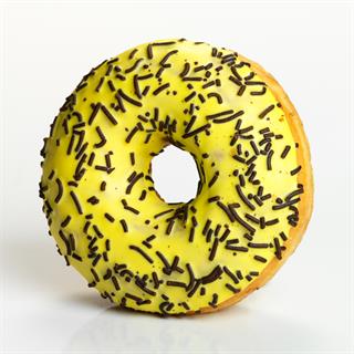 Пончики с банановой глазурью и шоколадной крошкой 