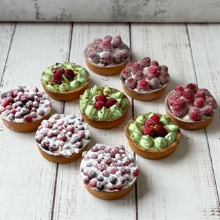 Ассорти из 9 тарталеток 3 вкусов: фисташковые (3 шт.), малиновые (3 шт.), смородиновые (3 шт.)